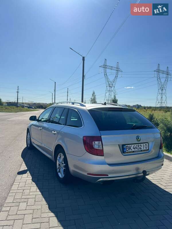 Універсал Skoda Superb 2012 в Клевані фото 10 Універсал Skoda Superb 2012 в Клевані