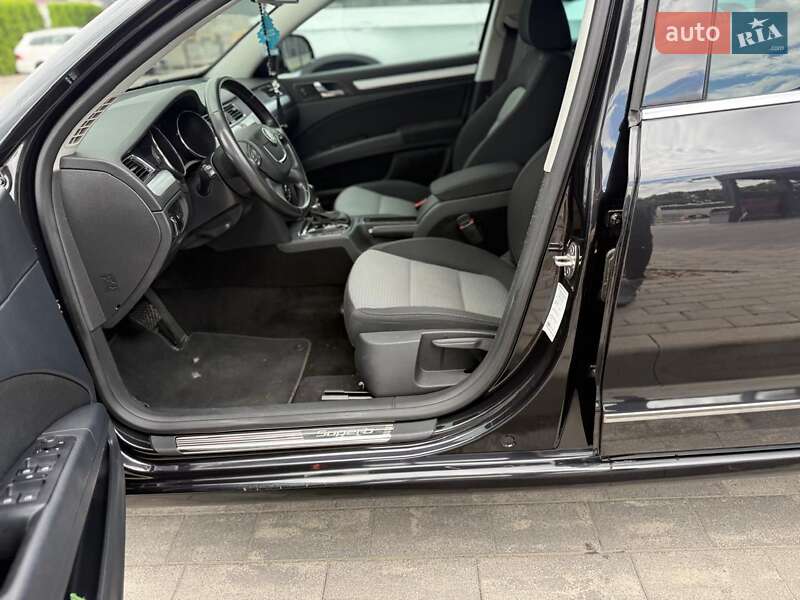 Универсал Skoda Superb 2013 в Луцке