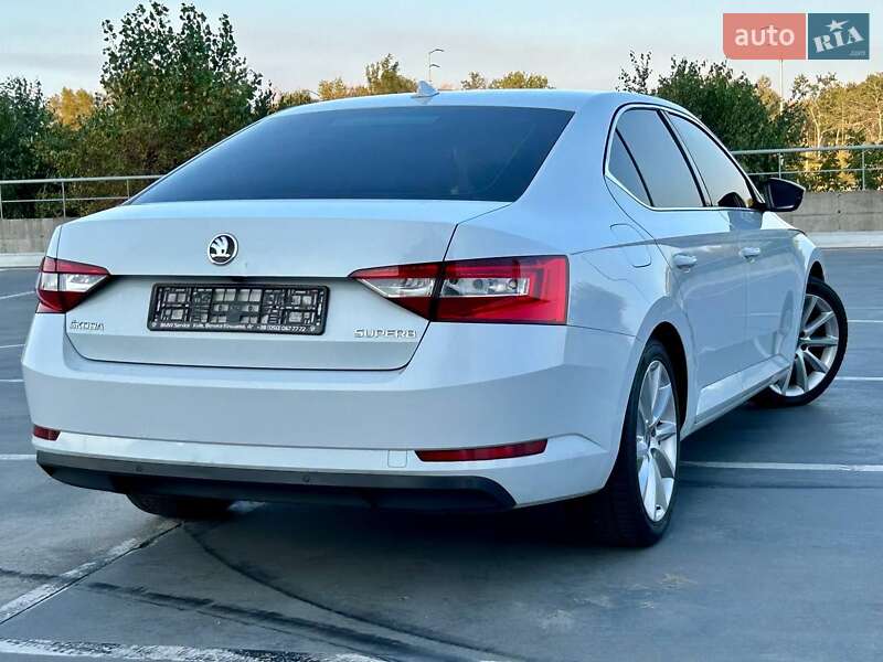 Лифтбек Skoda Superb 2015 в Киеве фото 2 Лифтбек Skoda Superb 2015 в Киеве