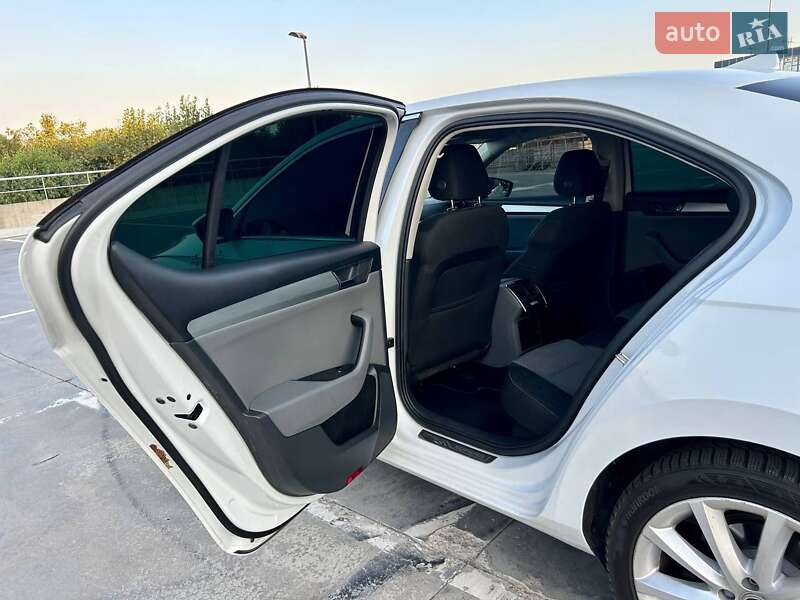 Лифтбек Skoda Superb 2015 в Киеве фото 21 Лифтбек Skoda Superb 2015 в Киеве