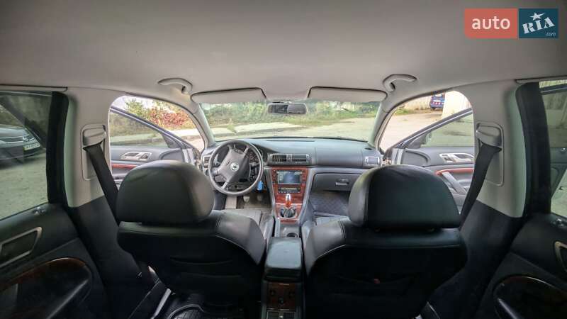 Лифтбек Skoda Superb 2002 в Ивано-Франковске