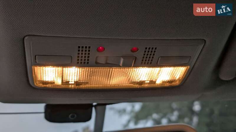 Лифтбек Skoda Superb 2002 в Ивано-Франковске