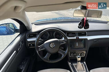 Универсал Skoda Superb 2013 в 
