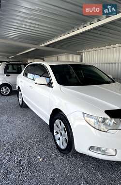 Лифтбек Skoda Superb 2008 в 