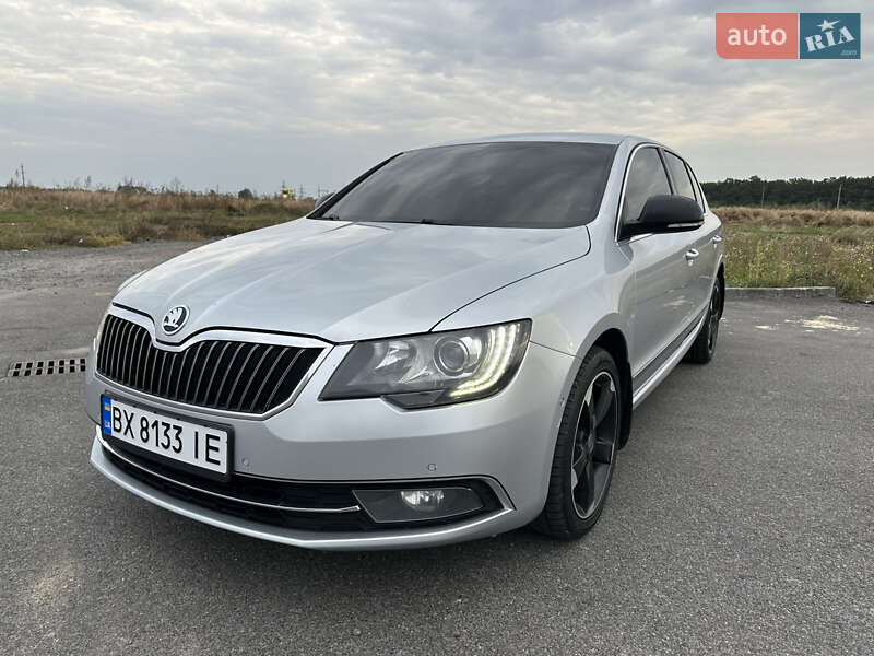 Лифтбек Skoda Superb 2013 в Виннице