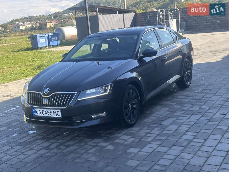 Лифтбек Skoda Superb 2015 в Виноградове фото 4 Лифтбек Skoda Superb 2015 в Виноградове
