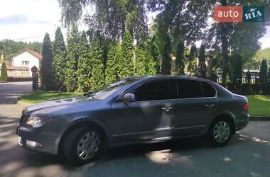 Лифтбек Skoda Superb 2009 в 