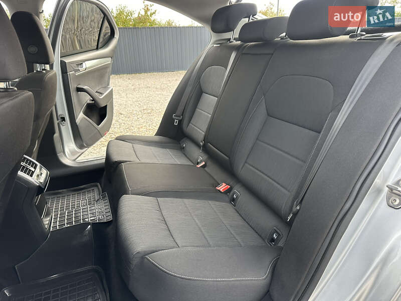 Лифтбек Skoda Superb 2016 в Берегово