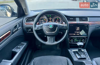 Лифтбек Skoda Superb 2009 в 
