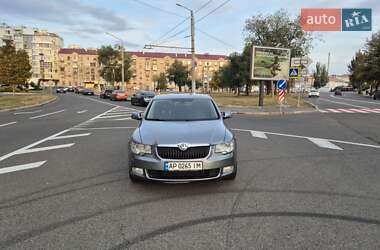 Лифтбек Skoda Superb 2012 в 