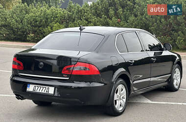 Лифтбек Skoda Superb 2008 в 