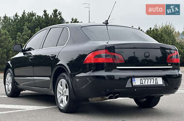 Лифтбек Skoda Superb 2008 в 