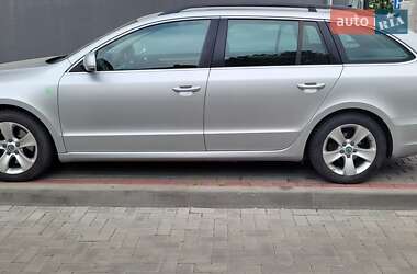 Универсал Skoda Superb 2012 в 