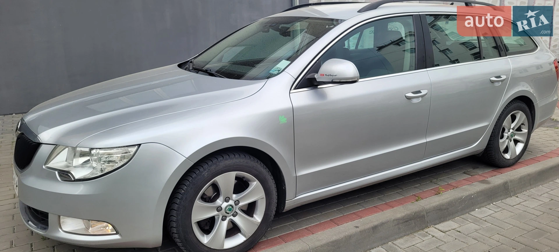 2012 Skoda Superb - мініатюра 4