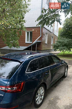 Универсал Skoda Superb 2015 в 