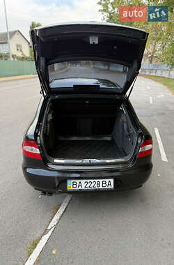 Лифтбек Skoda Superb 2012 в 