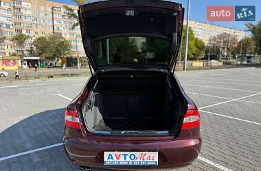 Лифтбек Skoda Superb 2012 в 