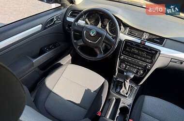 Лифтбек Skoda Superb 2012 в 
