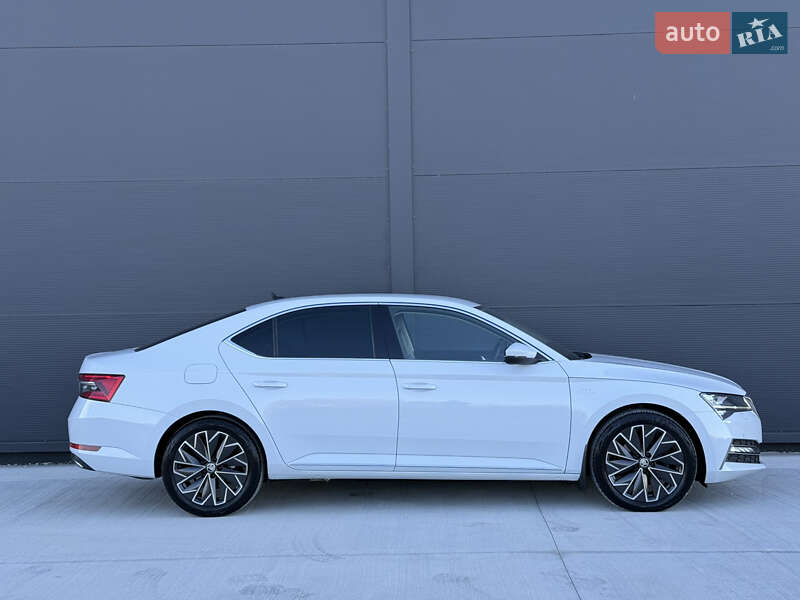 Лифтбек Skoda Superb 2023 в Броварах