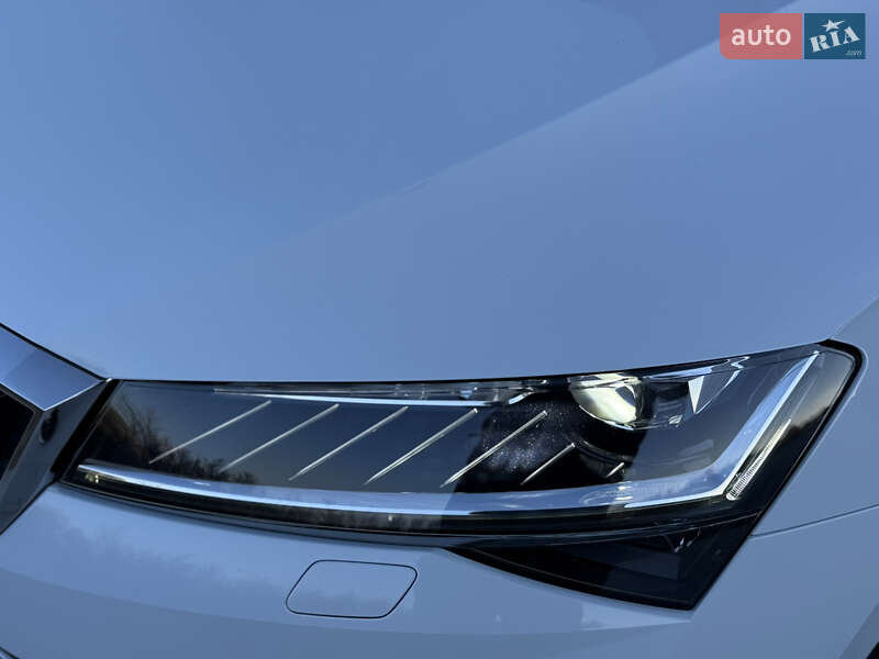 Лифтбек Skoda Superb 2023 в Броварах