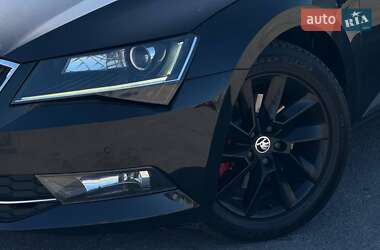 Лифтбек Skoda Superb 2018 в 