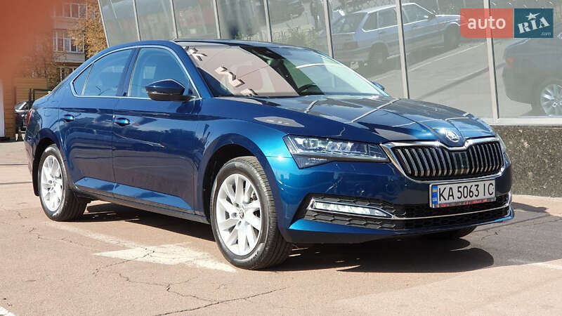 Лифтбек Skoda Superb 2021 в Киеве