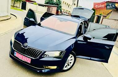 Универсал Skoda Superb 2018 в 