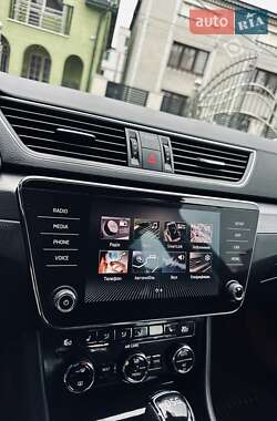 Универсал Skoda Superb 2018 в 