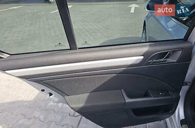 Лифтбек Skoda Superb 2011 в 