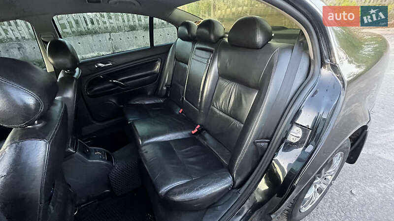 Лифтбек Skoda Superb 2005 в Казатине