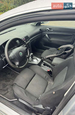 Лифтбек Skoda Superb 2008 в 