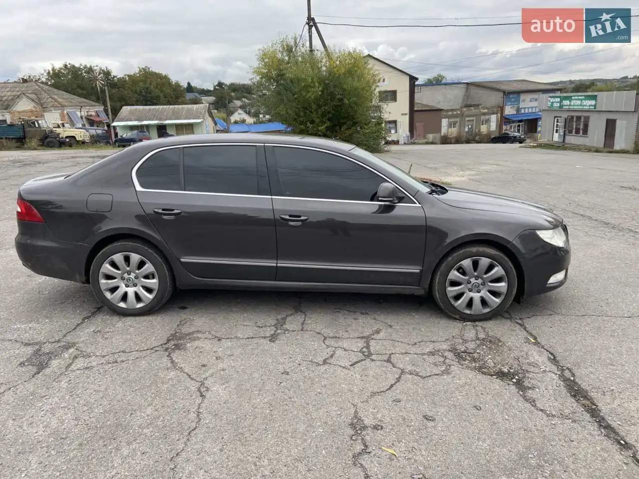 2011 Skoda Superb - мініатюра 10