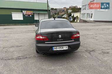 Лифтбек Skoda Superb 2011 в 