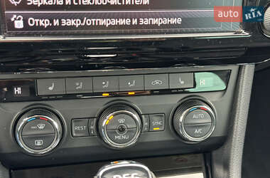 Лифтбек Skoda Superb 2017 в 