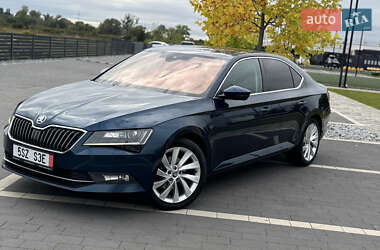 Лифтбек Skoda Superb 2017 в Мукачево