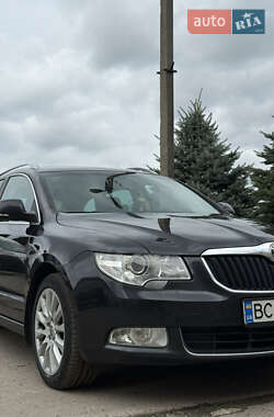 Универсал Skoda Superb 2013 в 