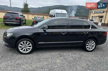 Лифтбек Skoda Superb 2015 в 