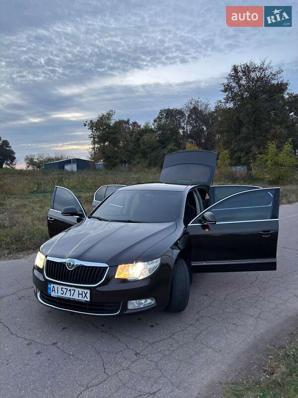 Лифтбек Skoda Superb 2012 в Переяславе