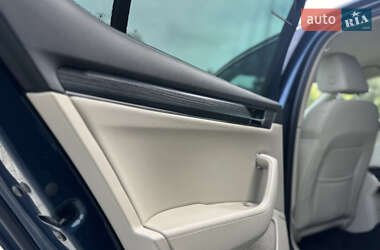 Лифтбек Skoda Superb 2019 в 