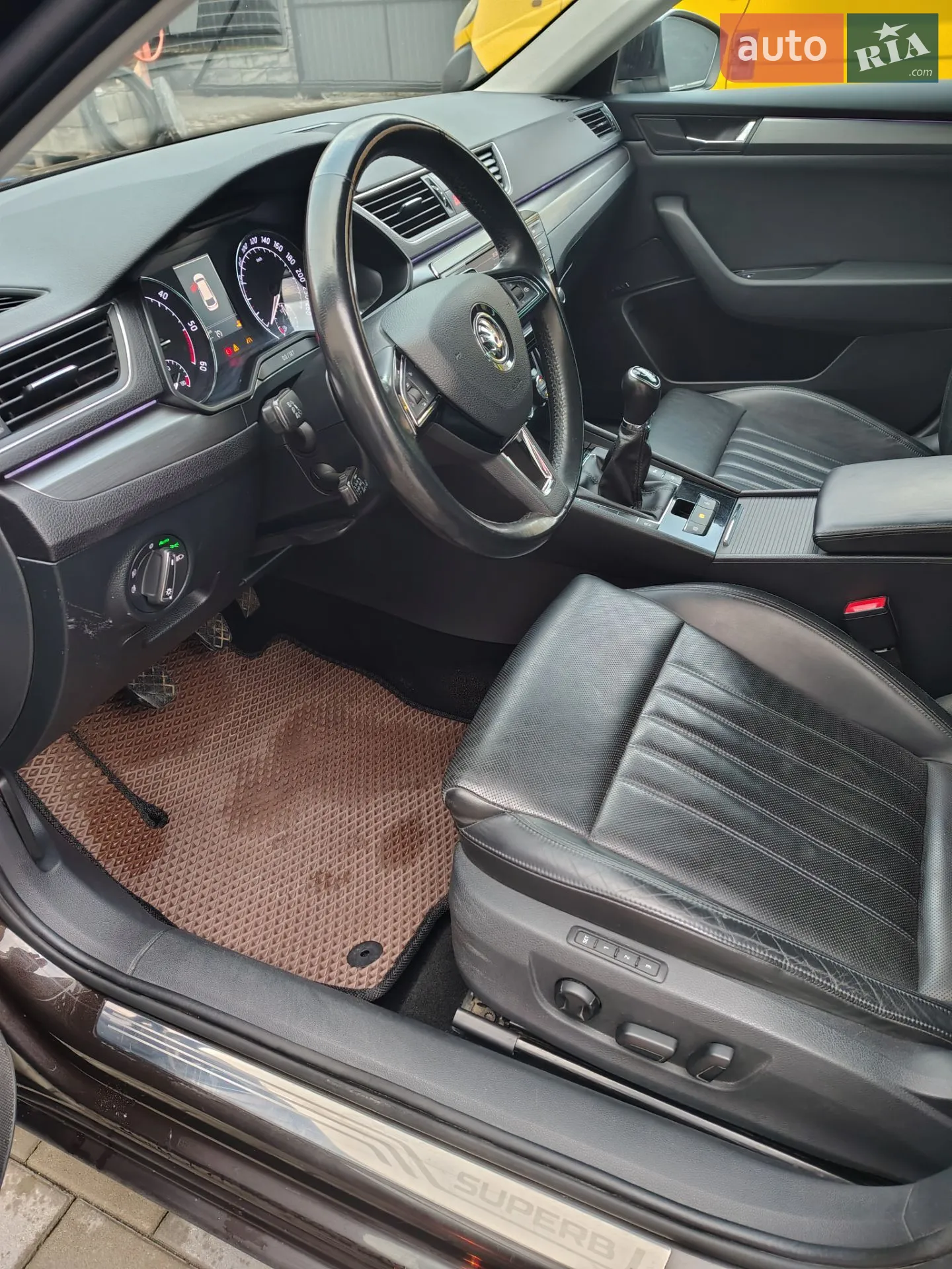 2017 Skoda Superb - мініатюра 16