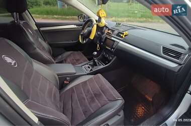 Лифтбек Skoda Superb 2015 в 