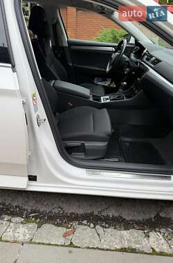 Лифтбек Skoda Superb 2020 в 