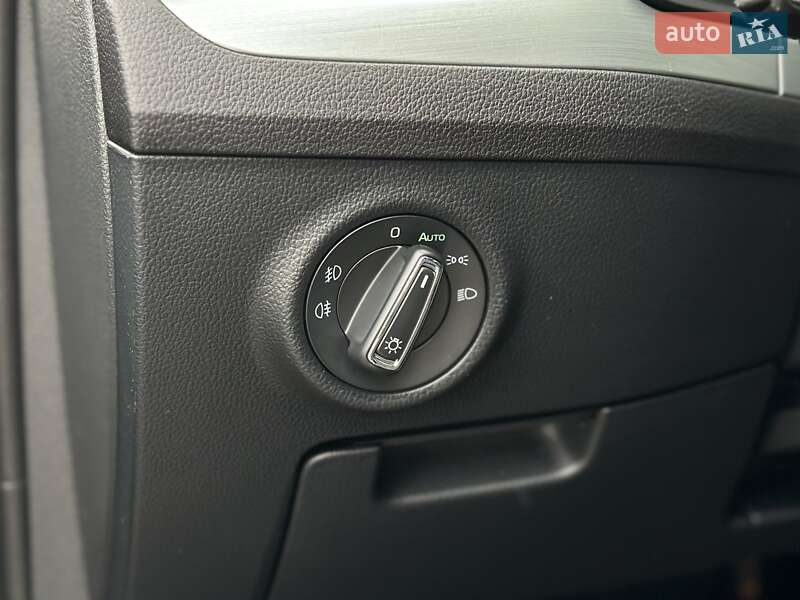 Универсал Skoda Superb 2017 в Киеве фото 20 Универсал Skoda Superb 2017 в Киеве