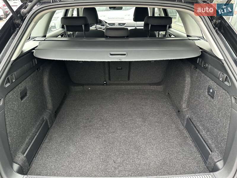 Универсал Skoda Superb 2017 в Киеве фото 33 Универсал Skoda Superb 2017 в Киеве