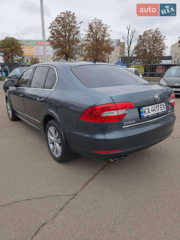 Лифтбек Skoda Superb 2013 в Киеве