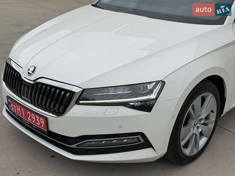 Универсал Skoda Superb 2019 в Луцке