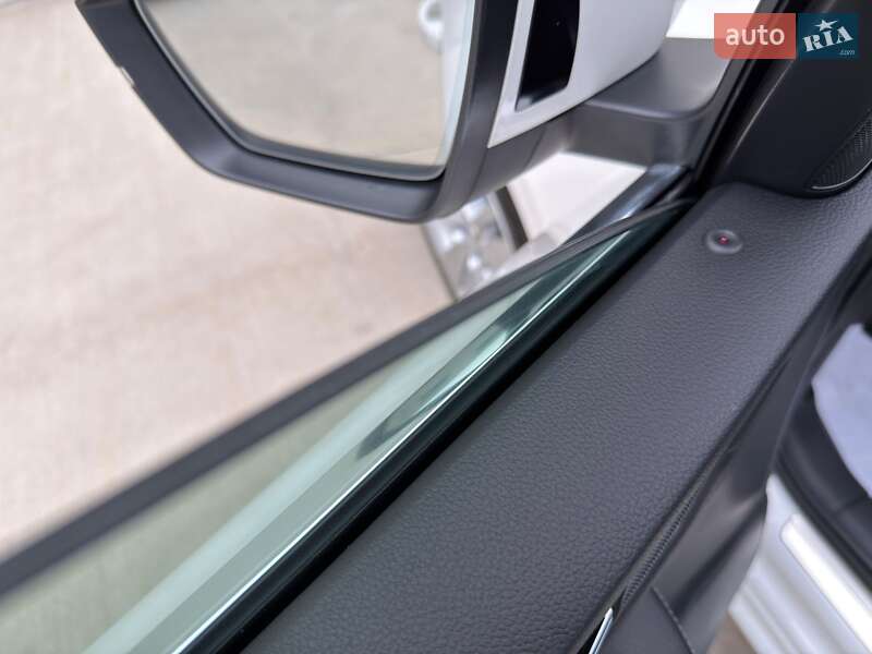 Универсал Skoda Superb 2019 в Луцке