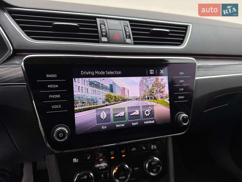 Универсал Skoda Superb 2019 в Луцке