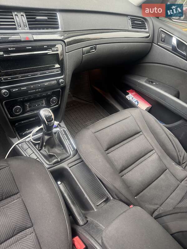 Универсал Skoda Superb 2012 в Киеве