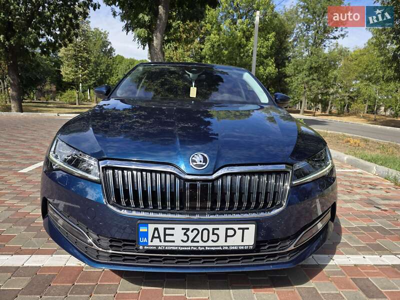 Лифтбек Skoda Superb 2021 в Кропивницком